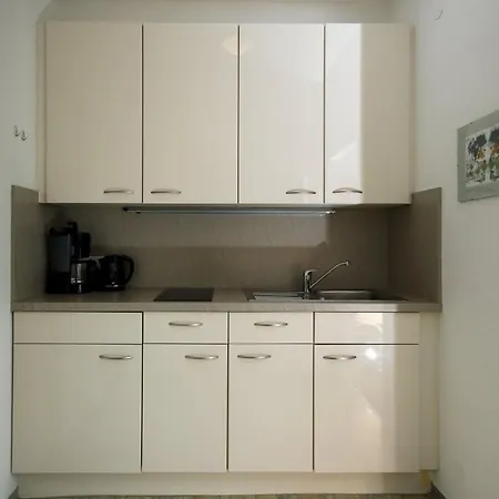 Appartementhaus Bellevue Апартаменты *