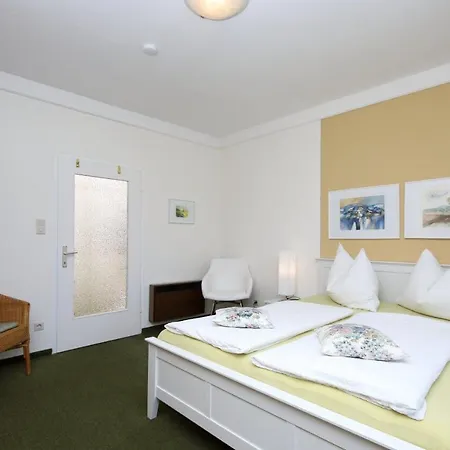 Апартаменты Appartementhaus Bellevue *